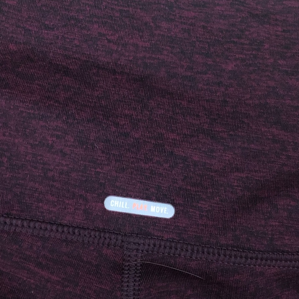 maroon aerie leggings - Picture 2 of 3